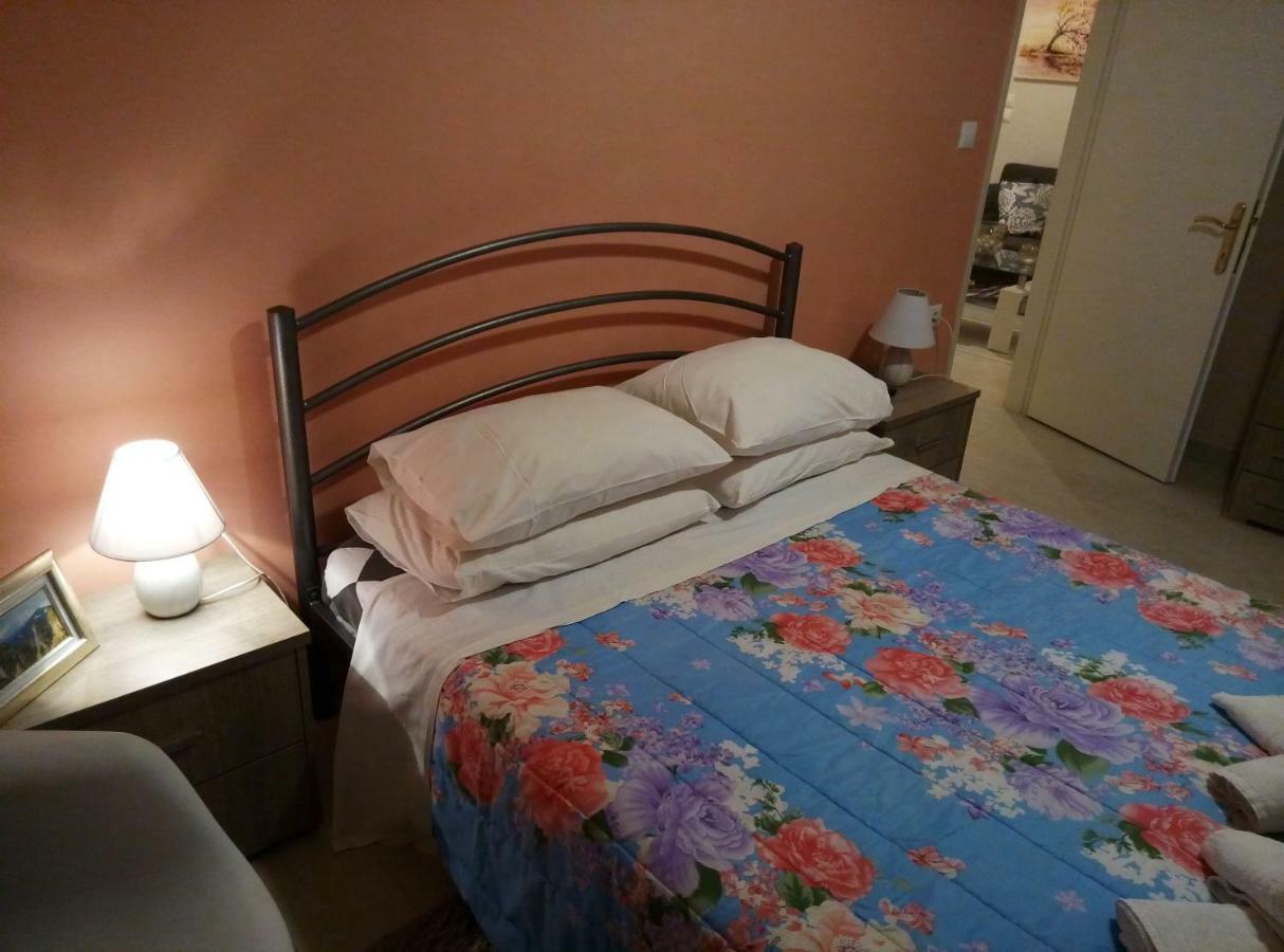 Beautiful Apartment In The Heart Of The City Corfu  Exterior foto